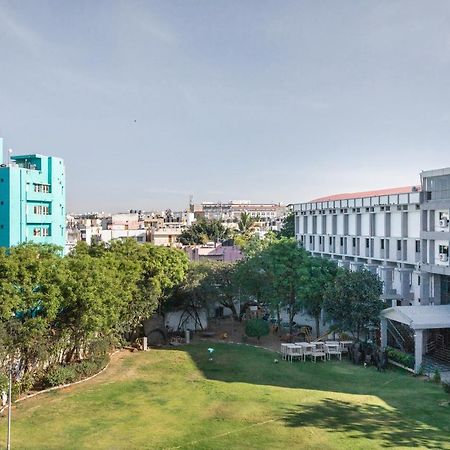 Palette Resorts - Hotel Sanhok Μπανγκαλόρ Εξωτερικό φωτογραφία
